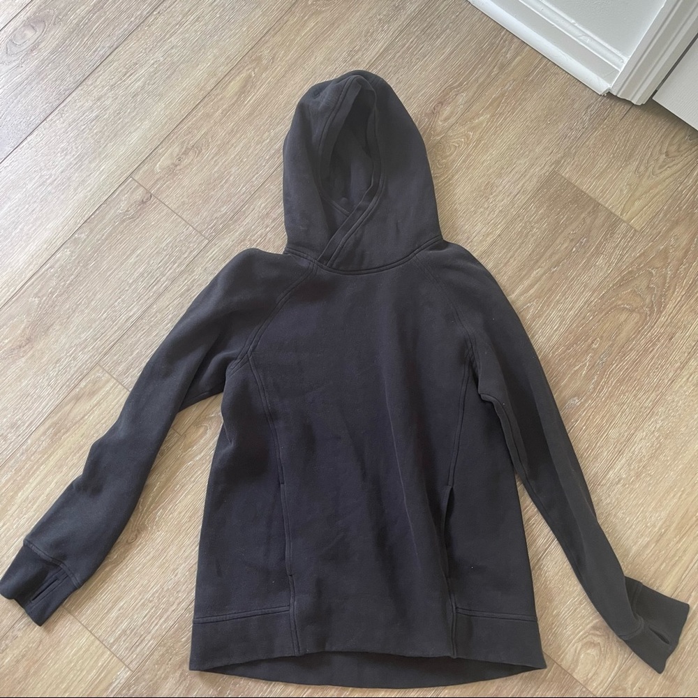 Mockneck lululemon sweatshirt
